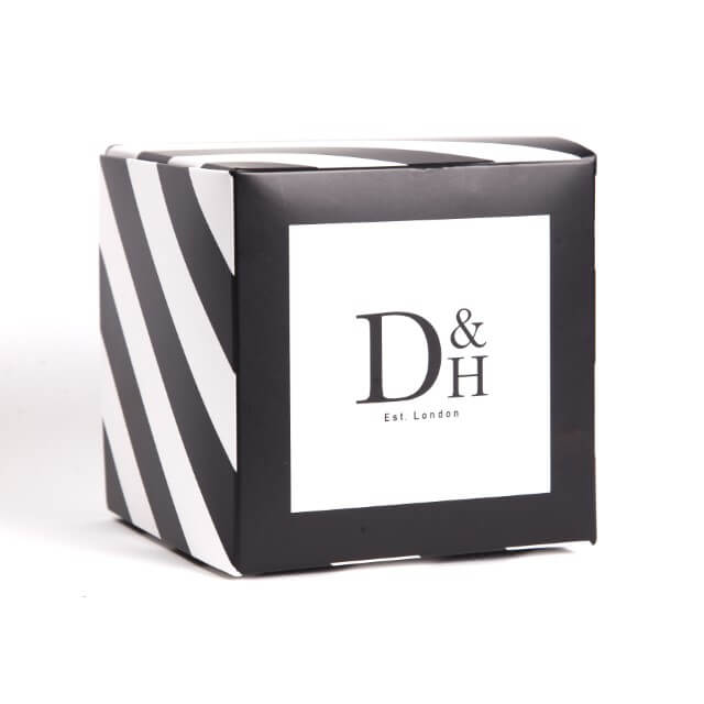 ''3 Sock'' D&H Classic Black & White Cube Gift Box
